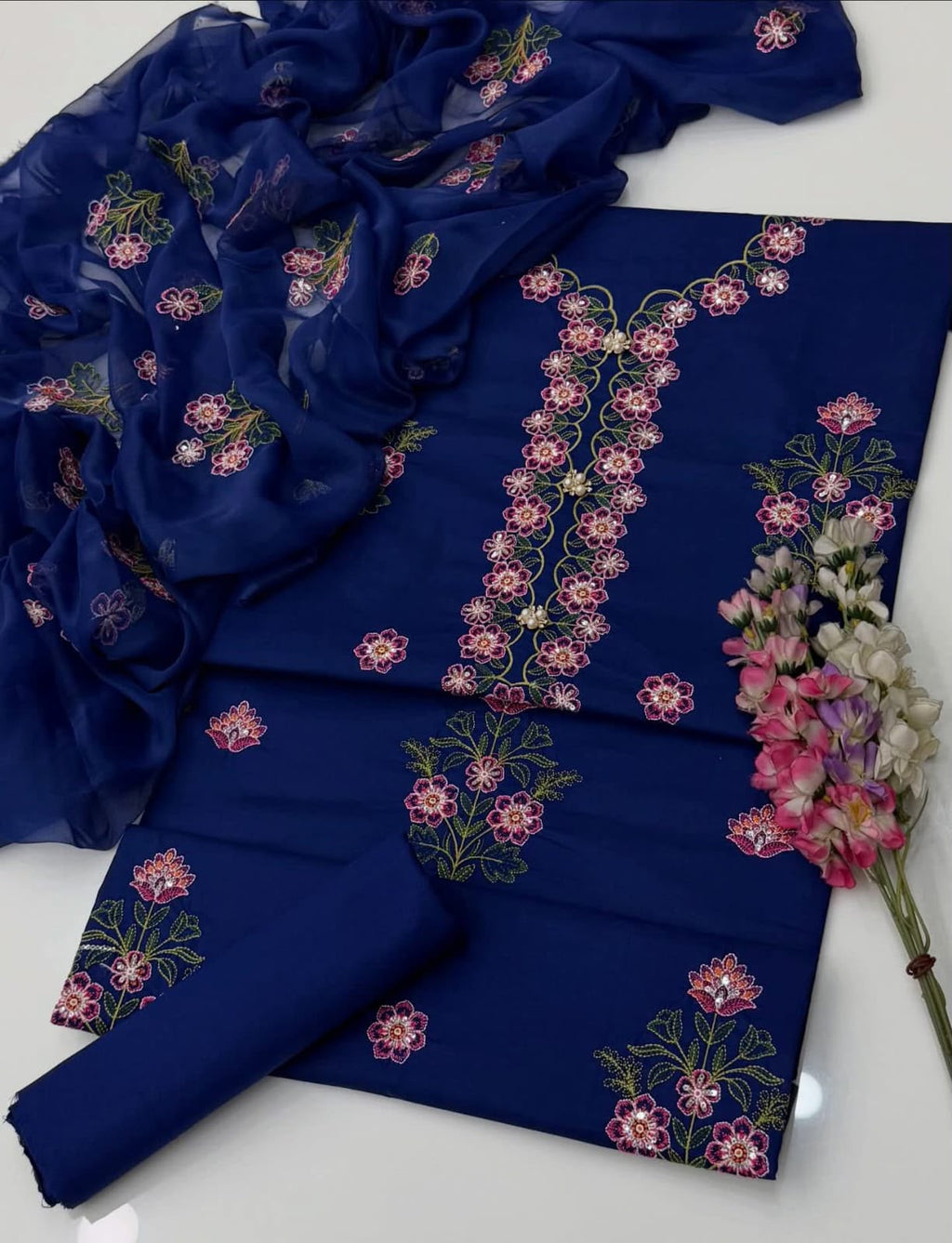 LAWN COTTON – EMBROIDERED &amp; SEQUENCE LUXURY COLLECTION