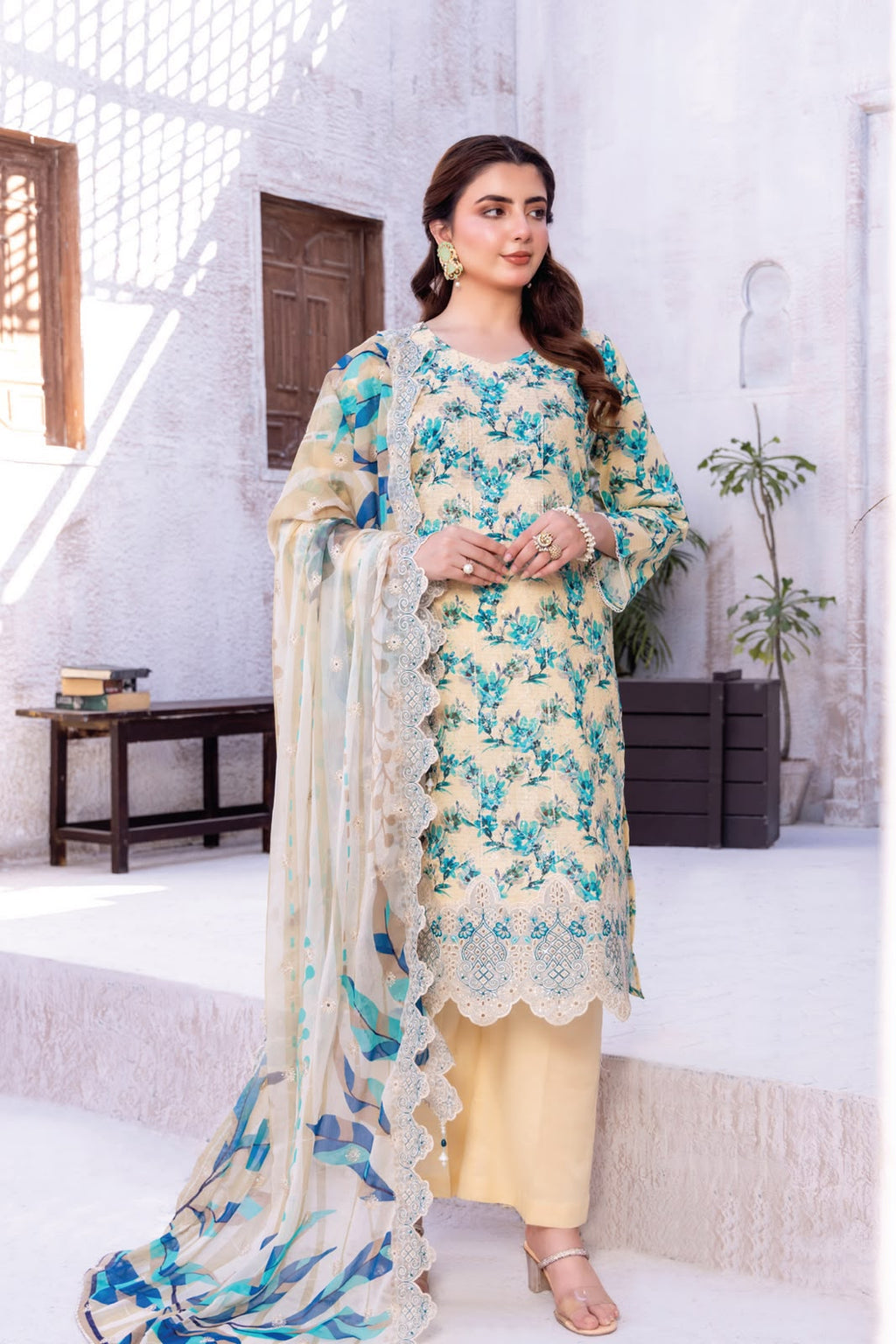 ALL MIX BRAND SALE– LIVE NOW UNSTITCHED 3-PIECE SUIT