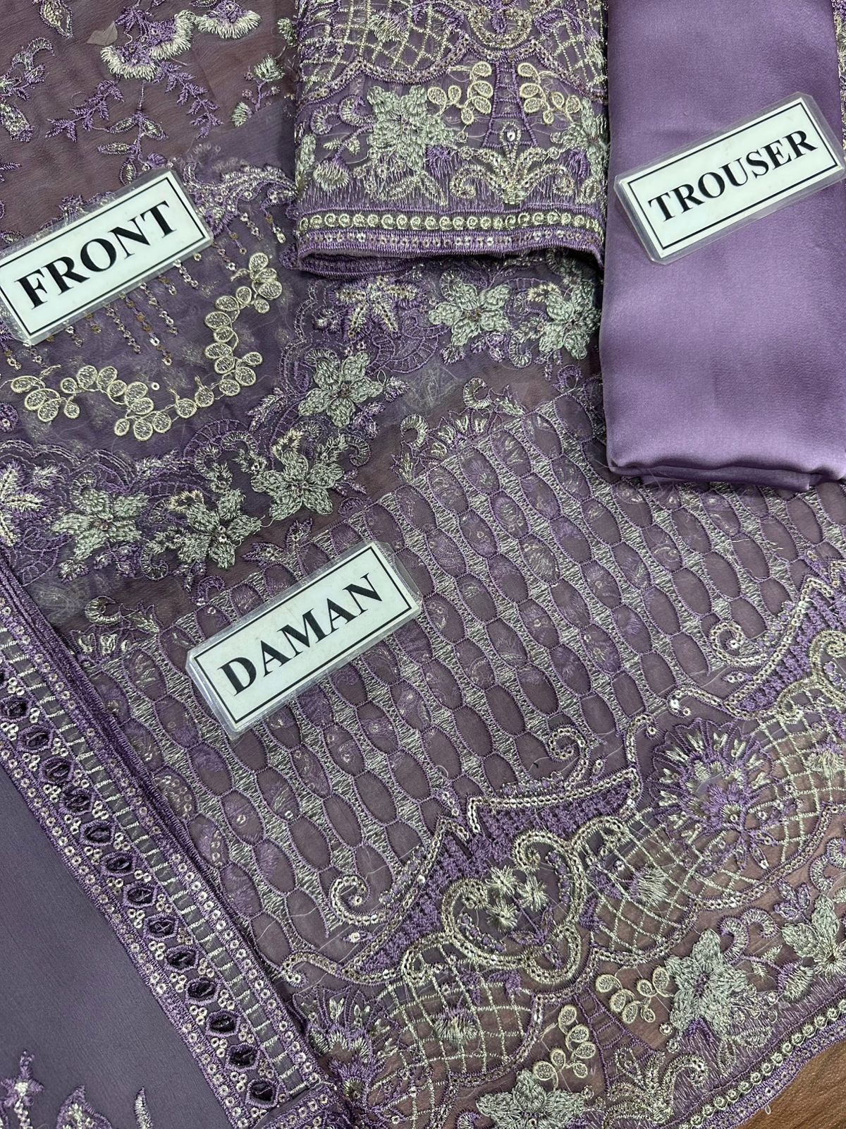 LAVISH – LUXURY CHIFFON COLLECTION UNSTITCHED REPLICA 3-PIECE SUIT